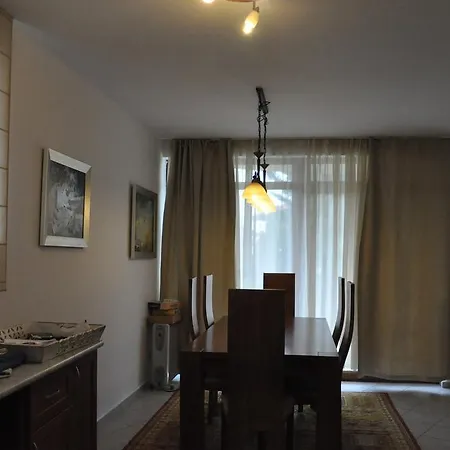 Cottage Kosharitsa *