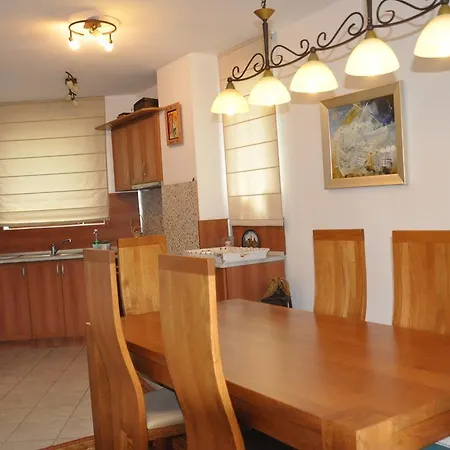 Cottage Kosharitsa *